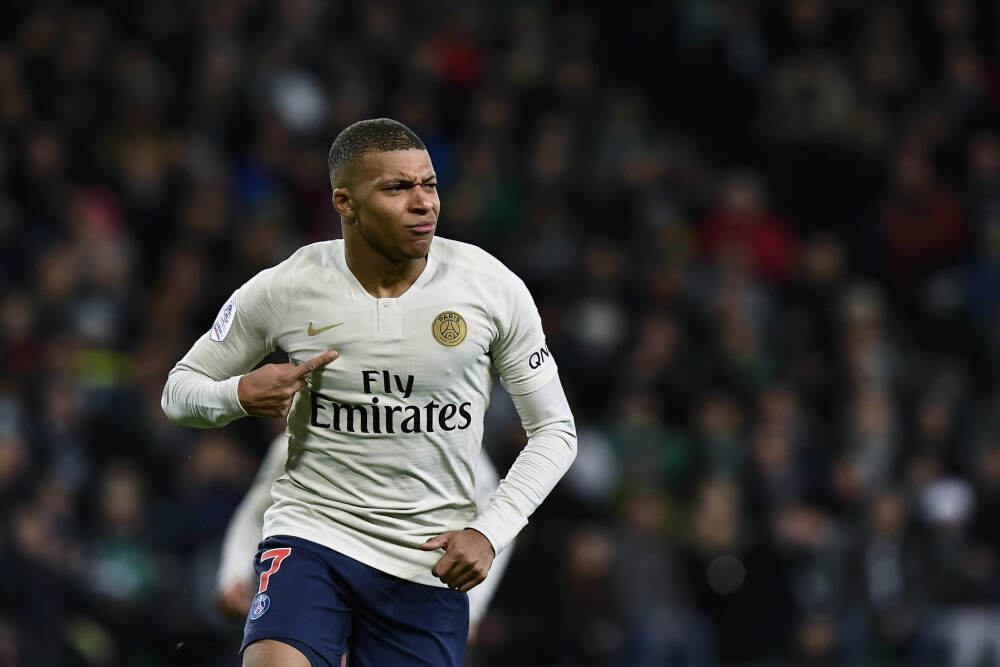 效率挺高！快船GM：比尔臀部伤将完全康复 膝盖炎症也一起解决